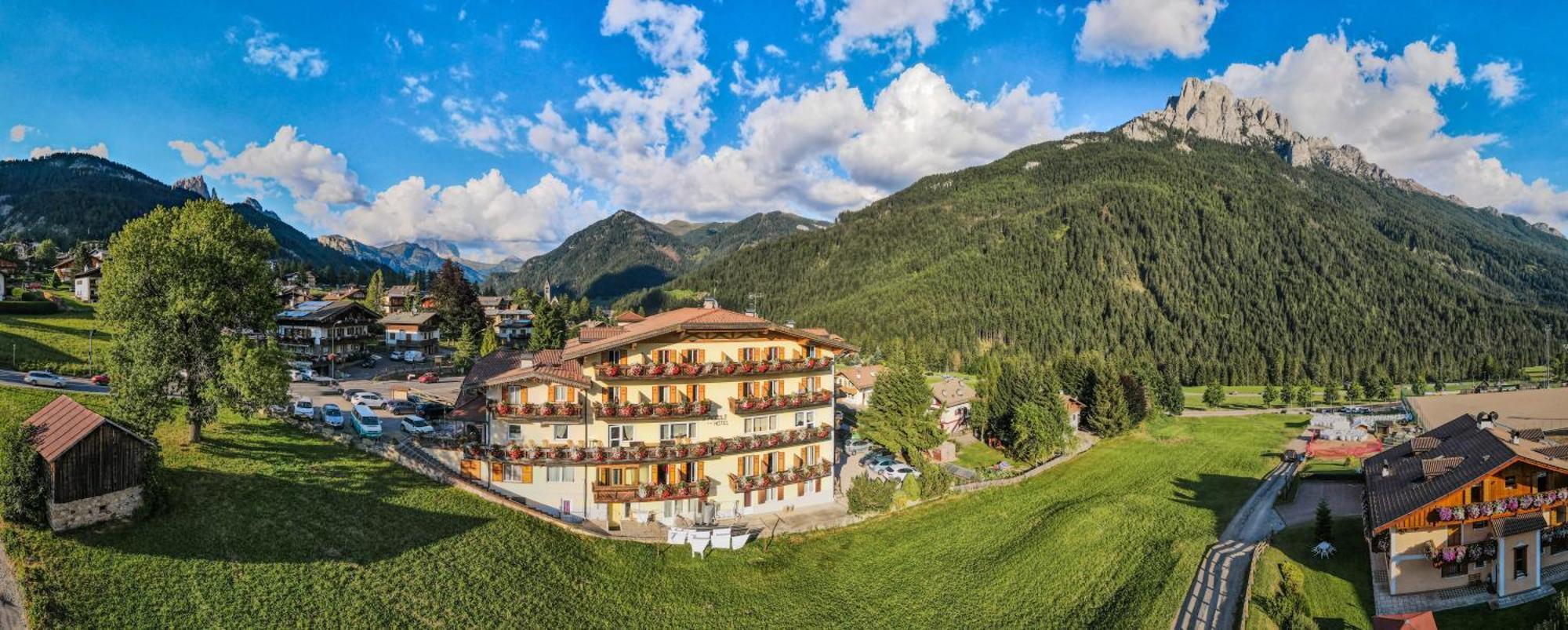 Al Piccolo Hotel Vigo di Fassa Exterior foto
