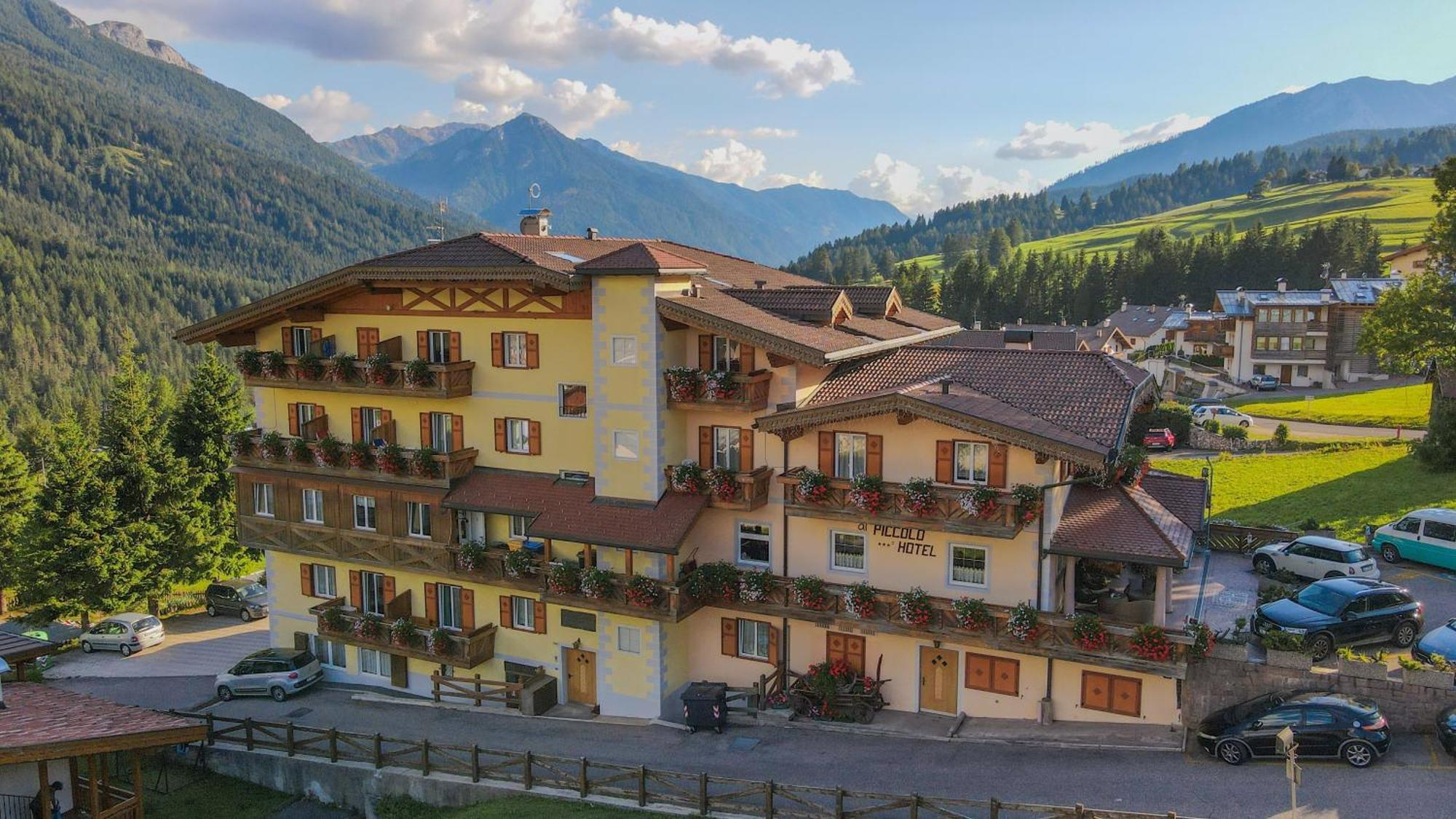 Al Piccolo Hotel Vigo di Fassa Exterior foto