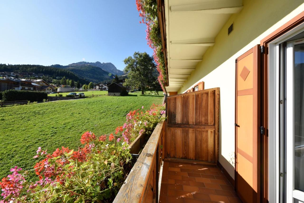 Al Piccolo Hotel Vigo di Fassa Exterior foto